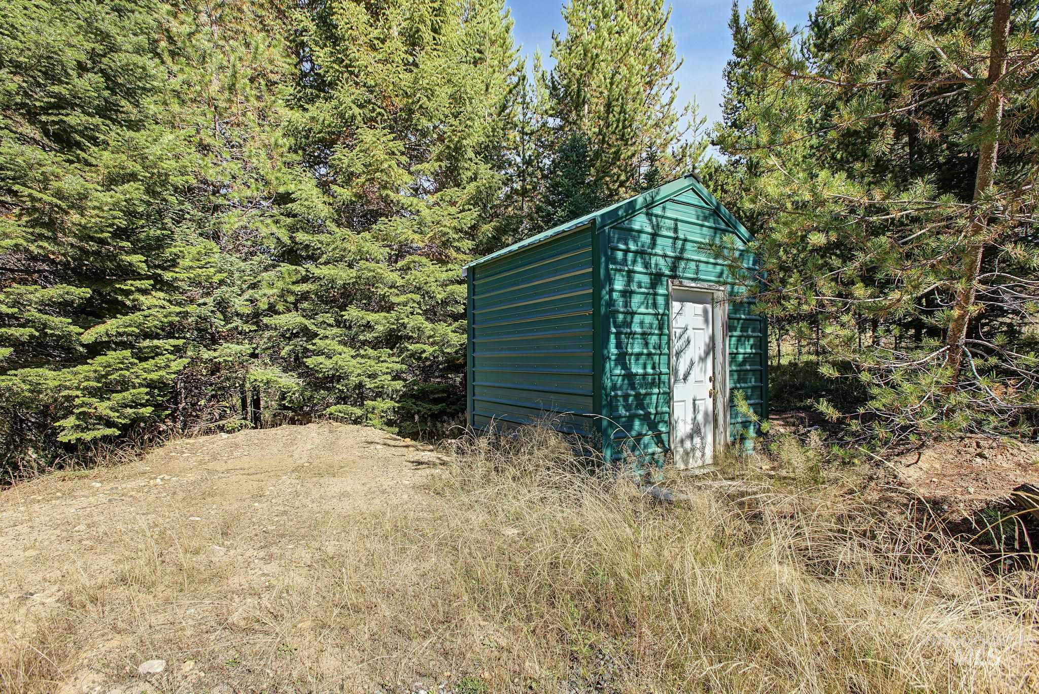 main property photo 39