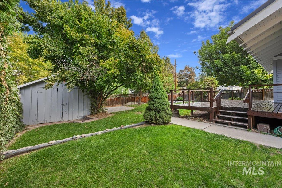 main property photo 34