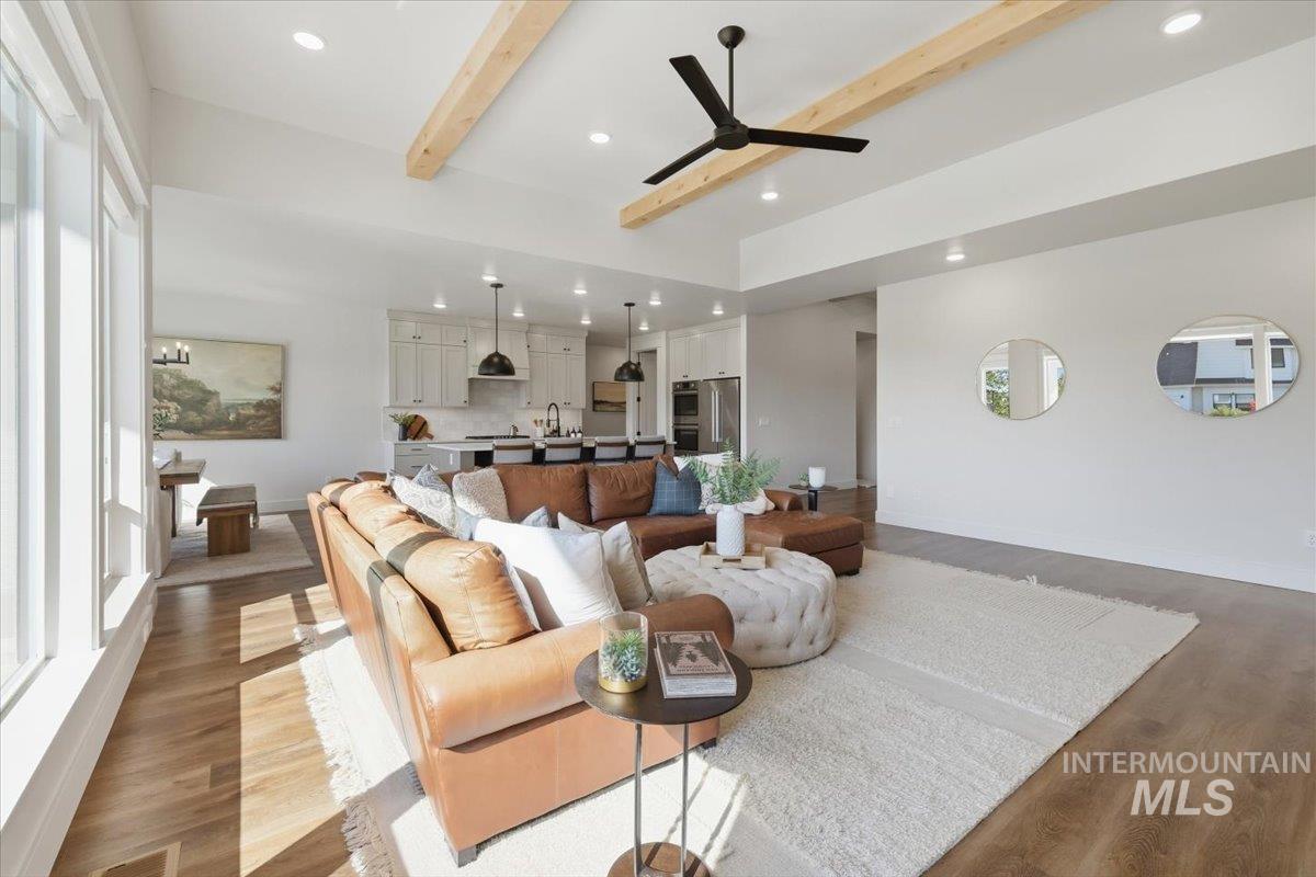 property viewer photo 11