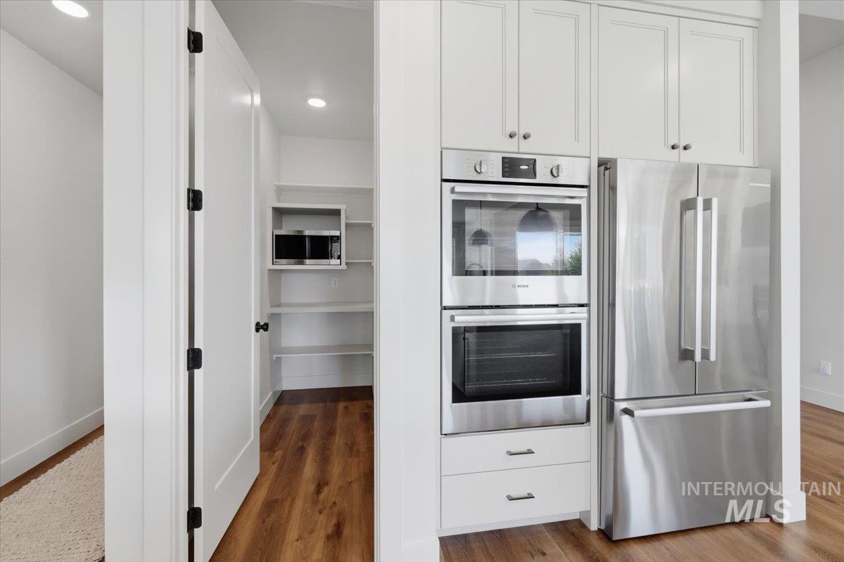 property viewer photo 18