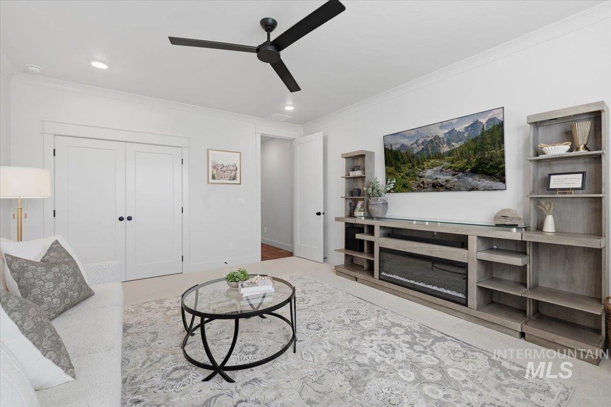 property viewer photo 22
