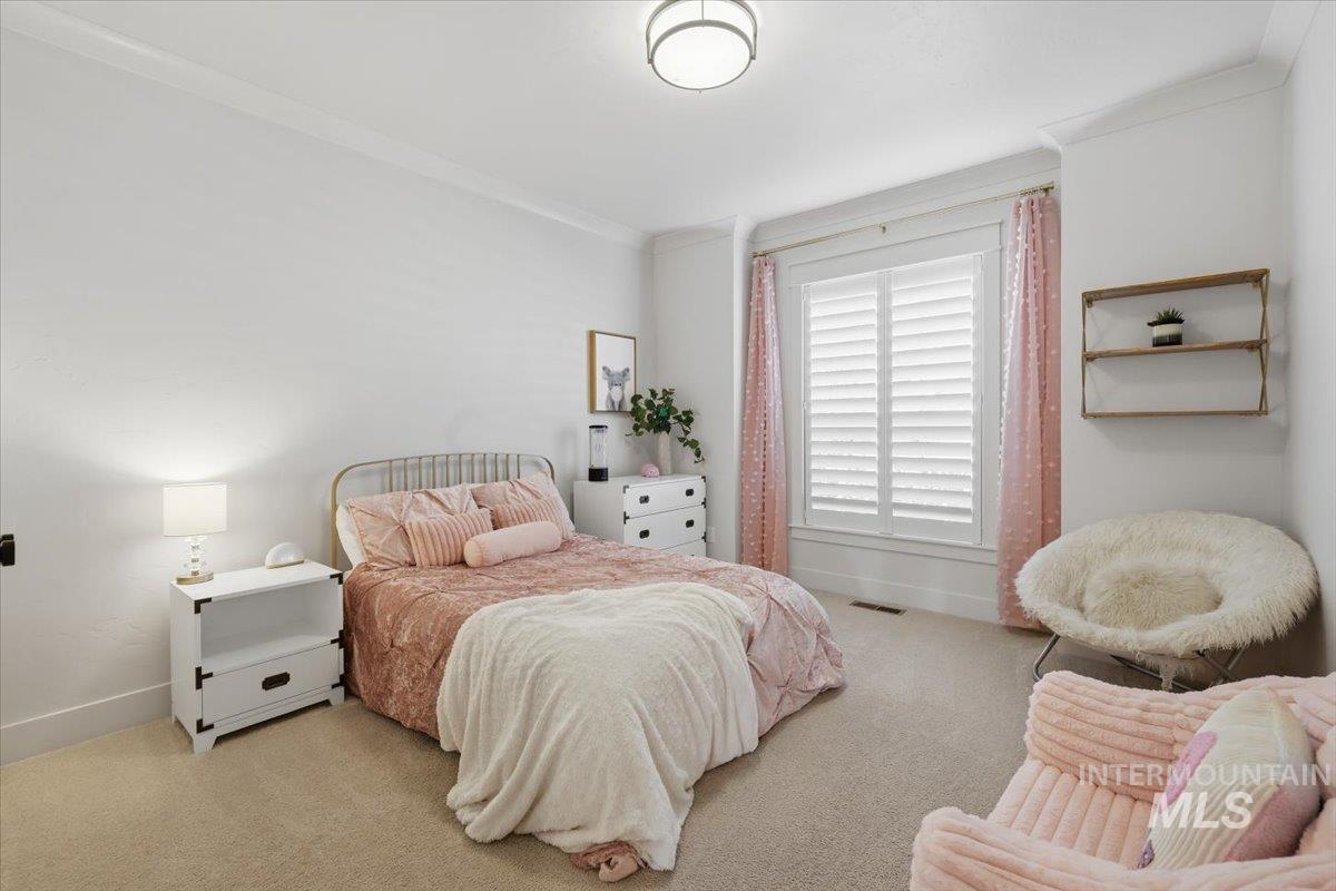property viewer photo 25
