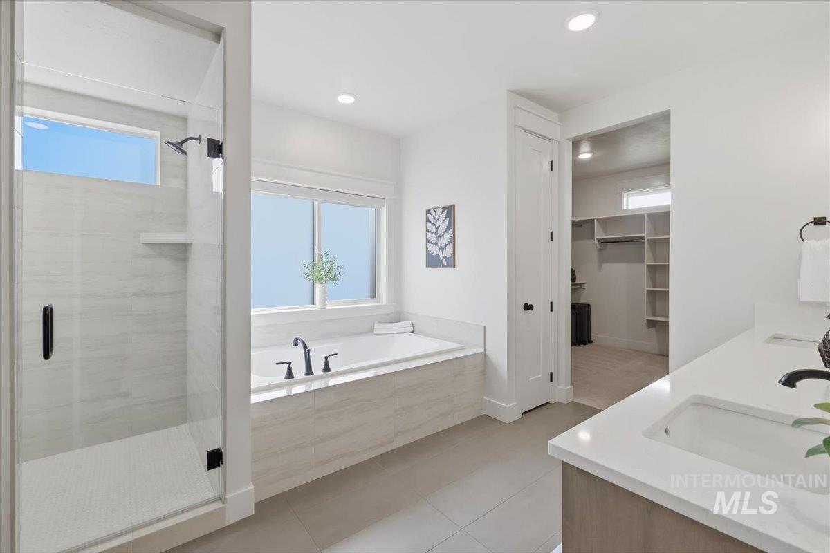 property viewer photo 37