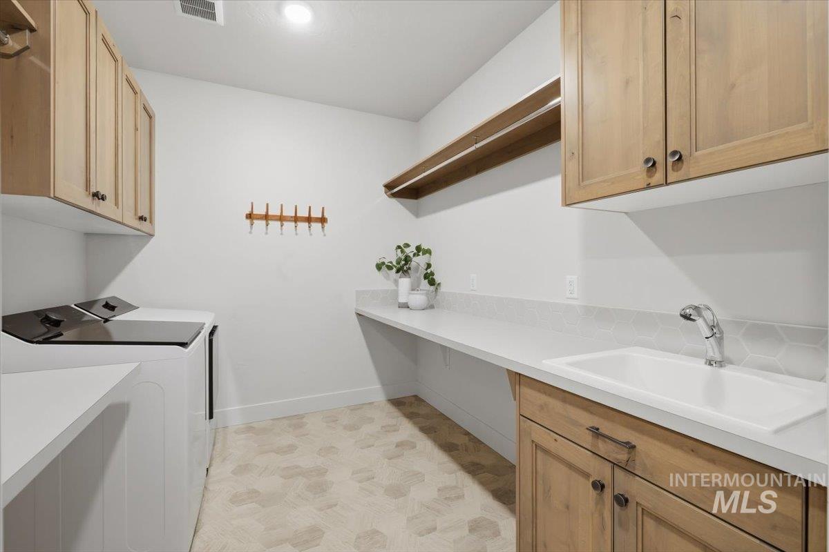 property viewer photo 40
