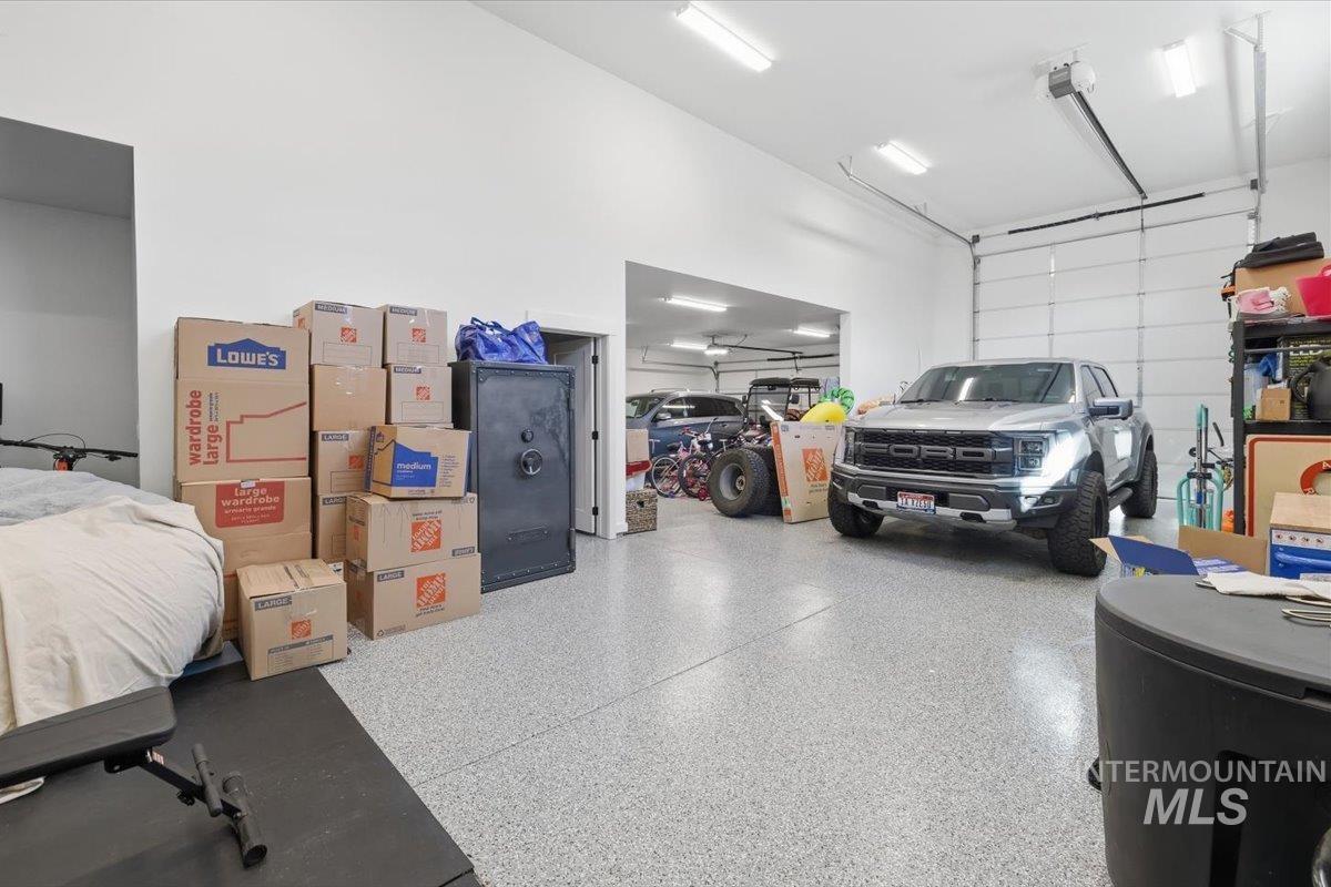 property viewer photo 42