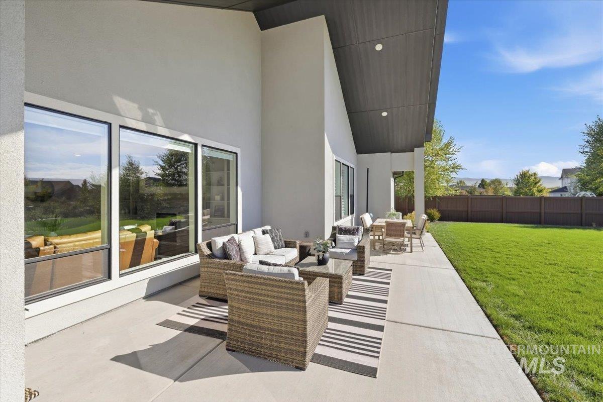 property viewer photo 43
