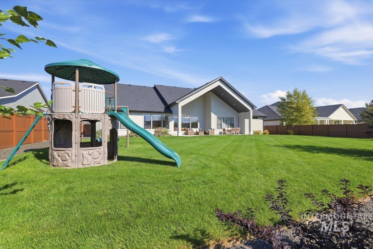 property viewer photo 47