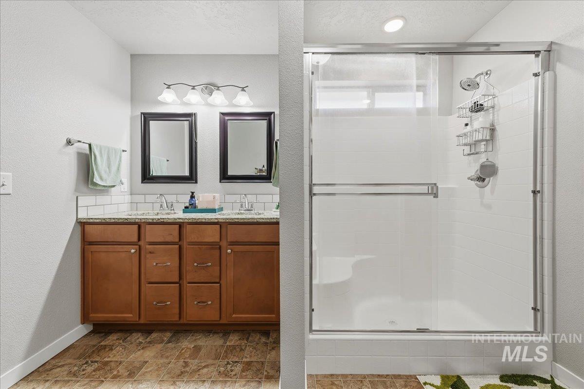 property viewer photo 14