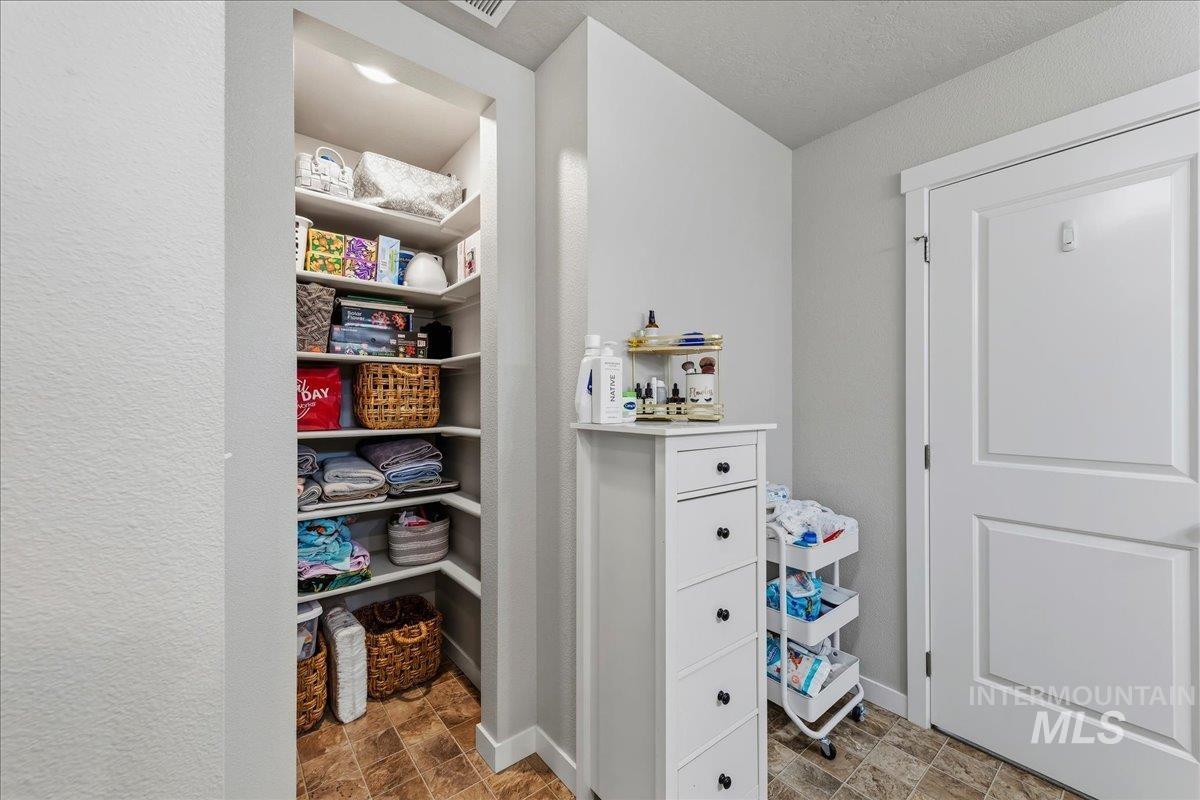 property viewer photo 15