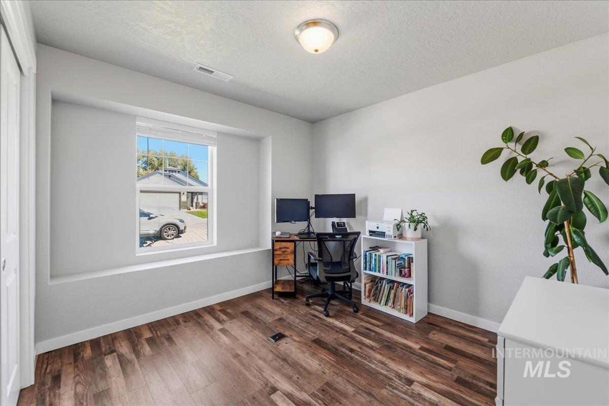 property viewer photo 18
