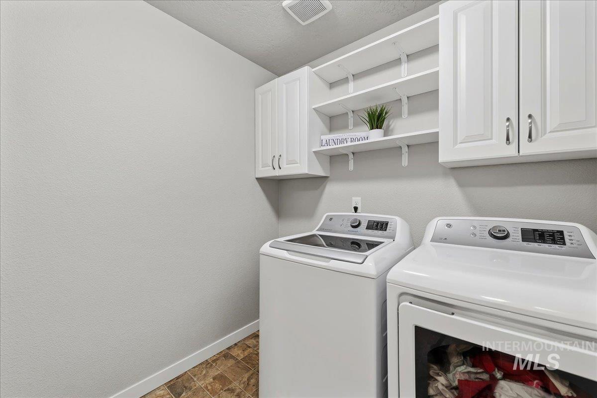 property viewer photo 20