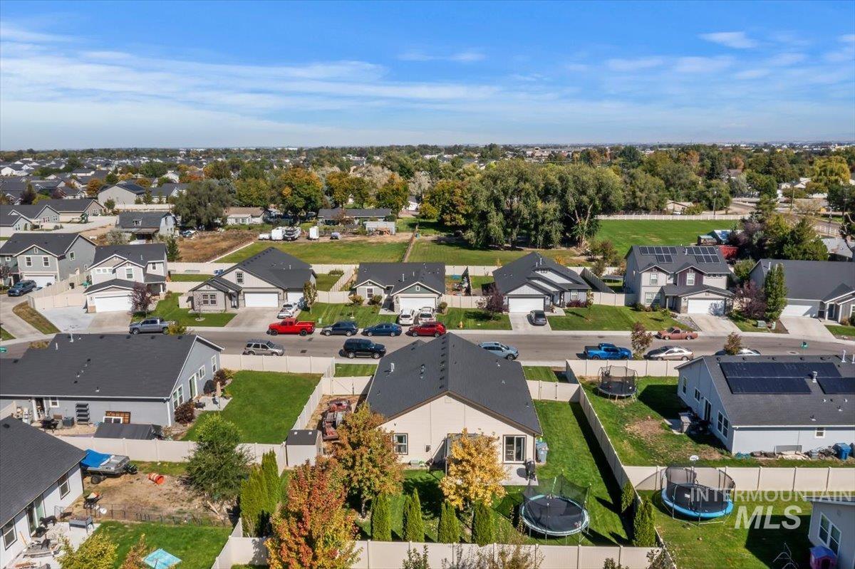 property viewer photo 30
