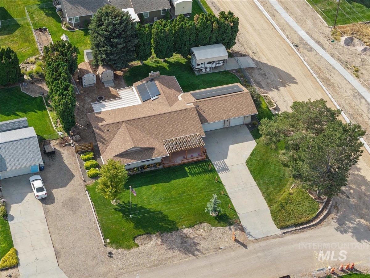 main property photo 3