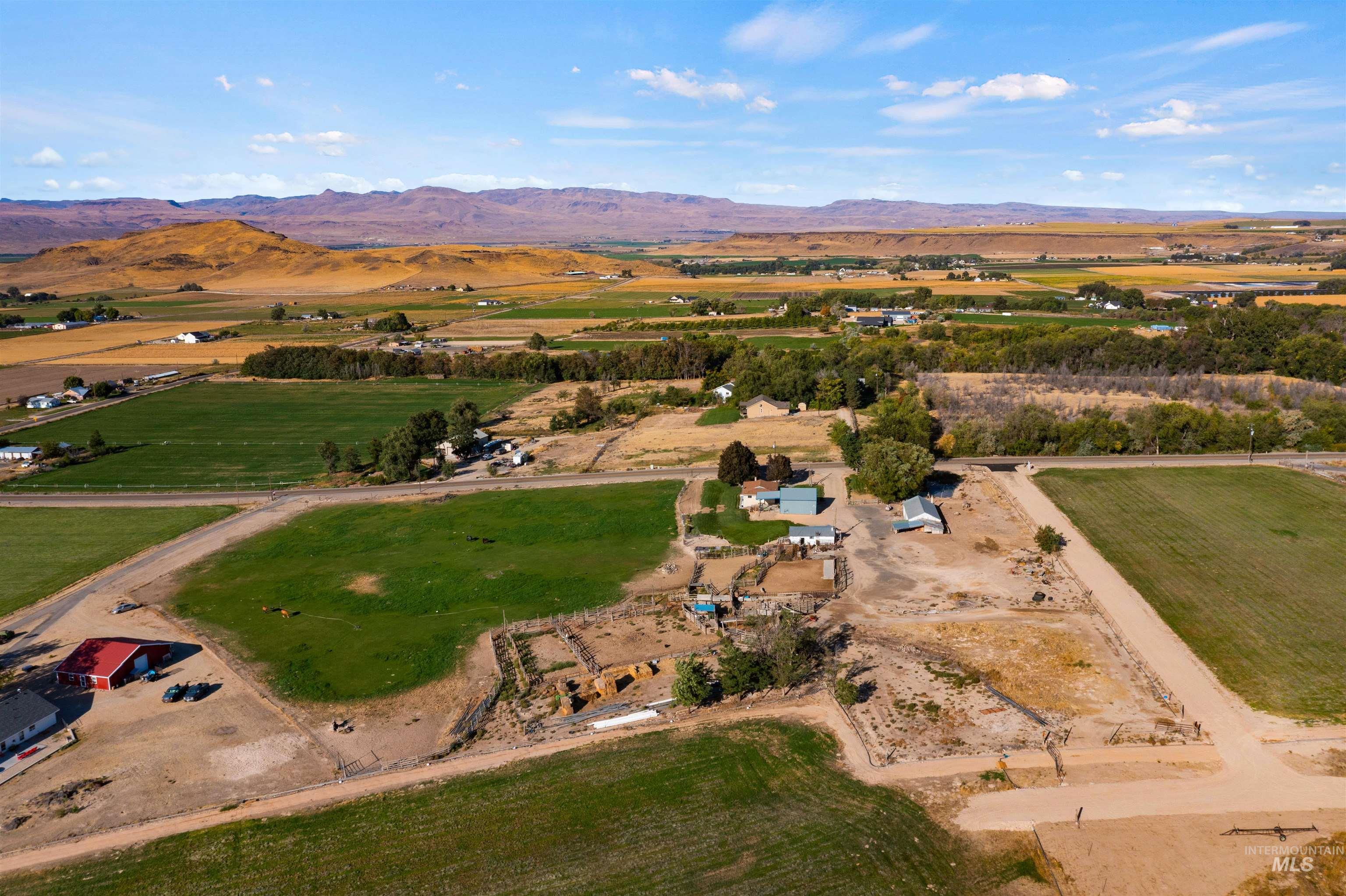 main property photo 9