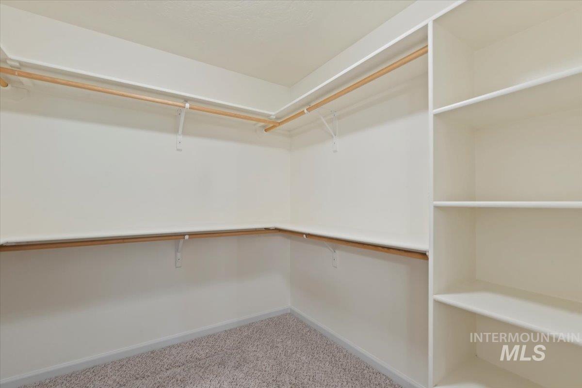 property viewer photo 17