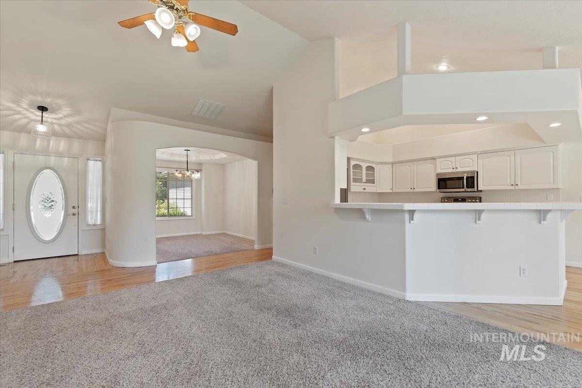 property viewer photo 5