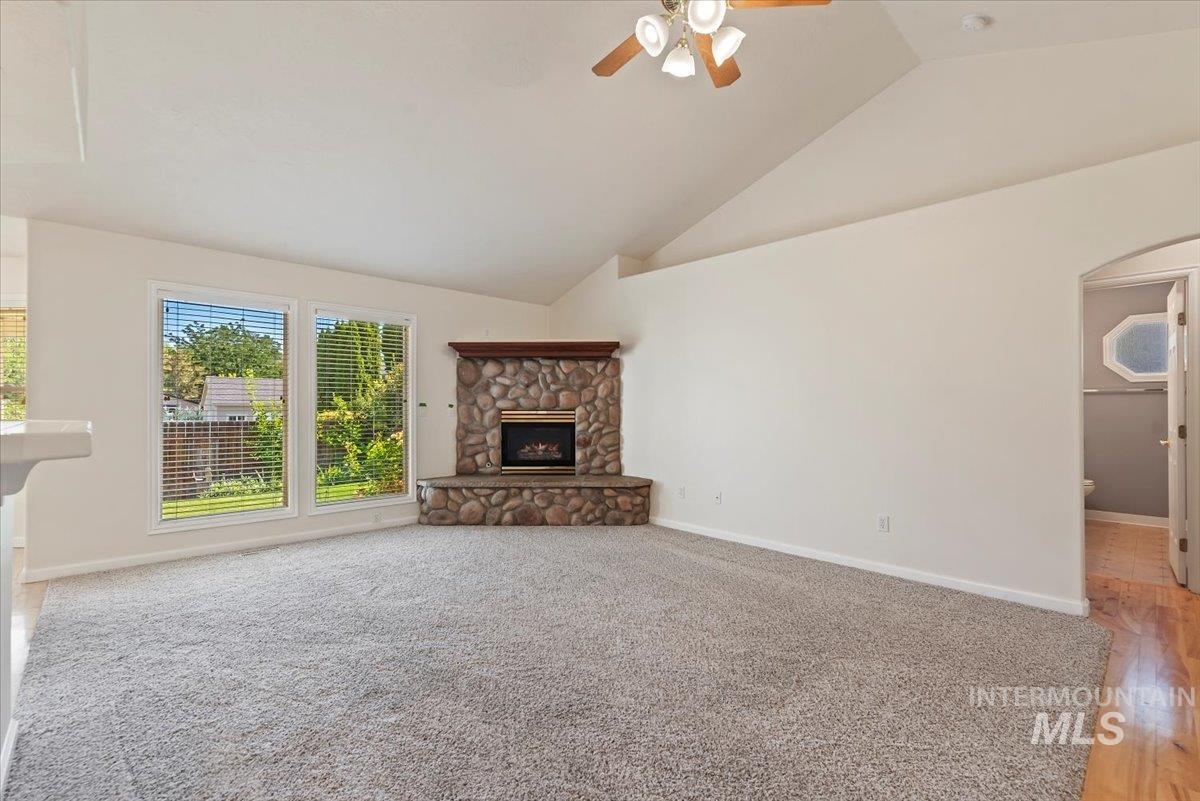 property viewer photo 7