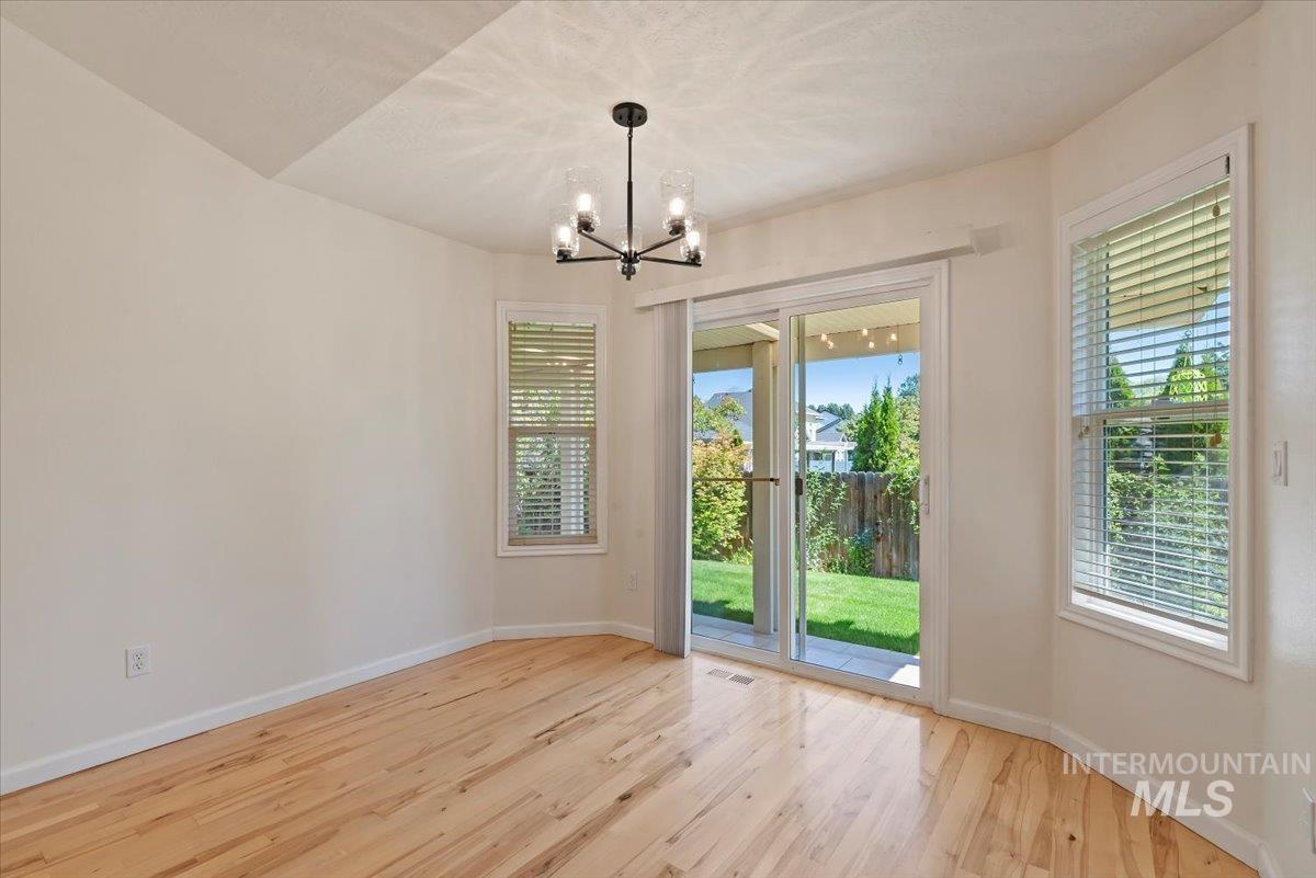 property viewer photo 9