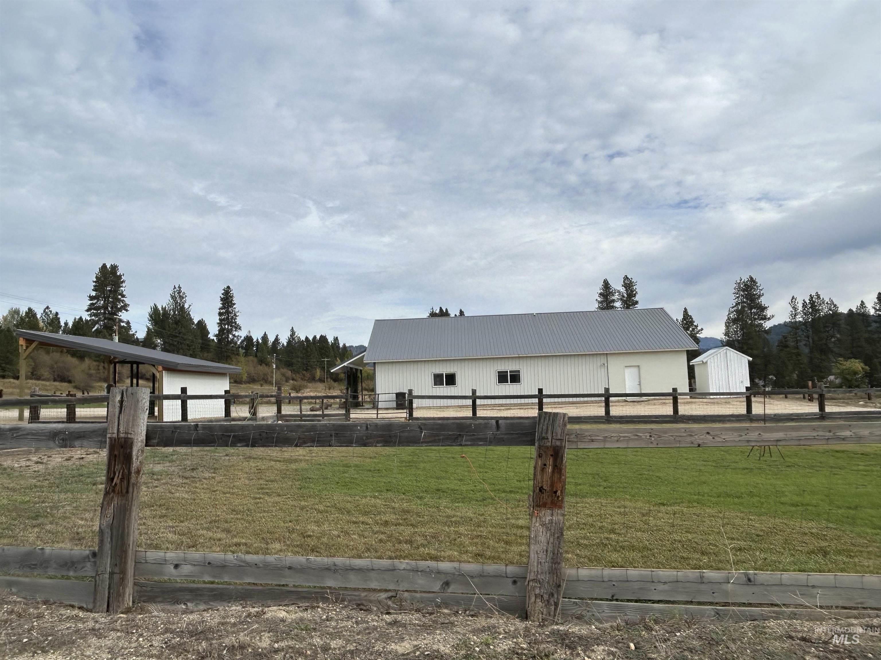 main property photo 27