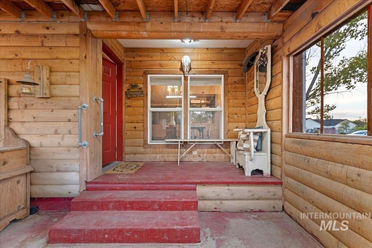 main property photo 24