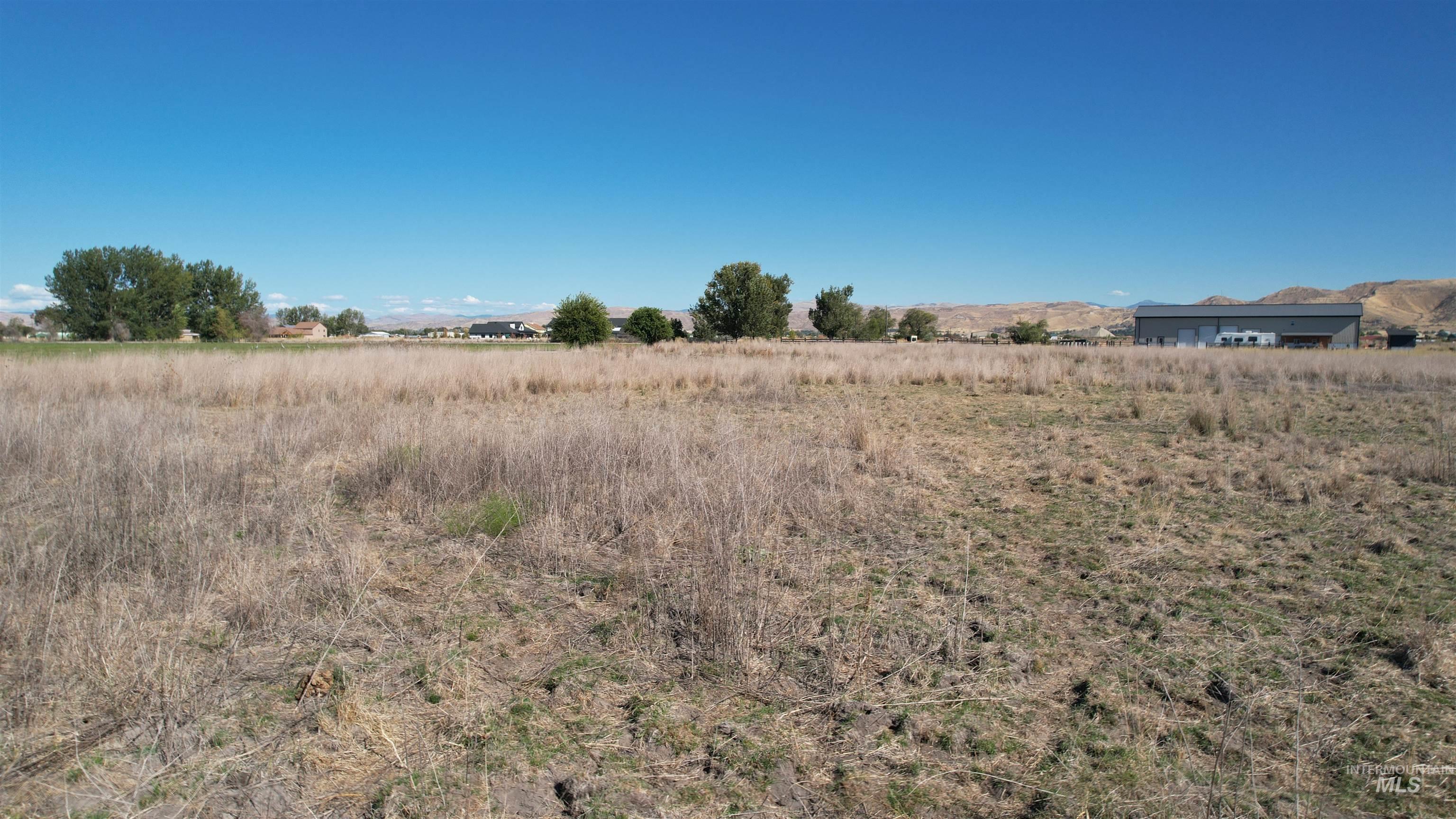 property viewer photo 15