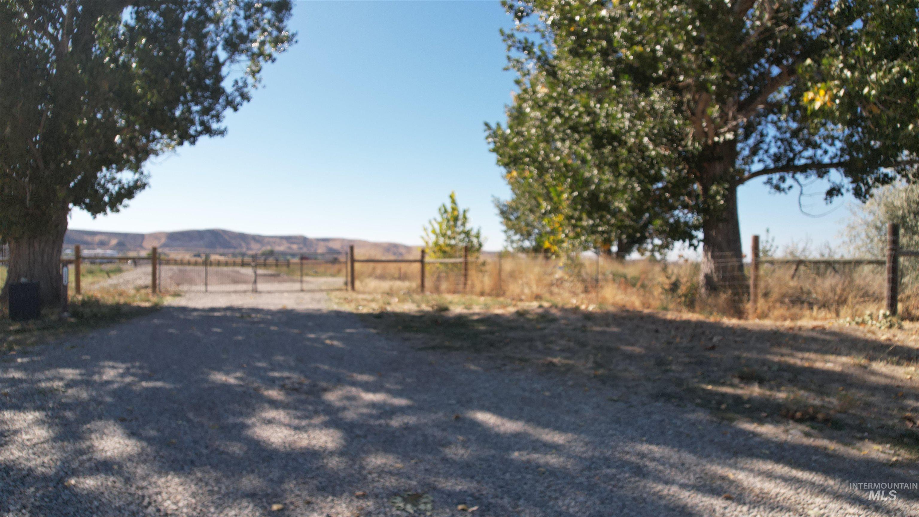property viewer photo 4