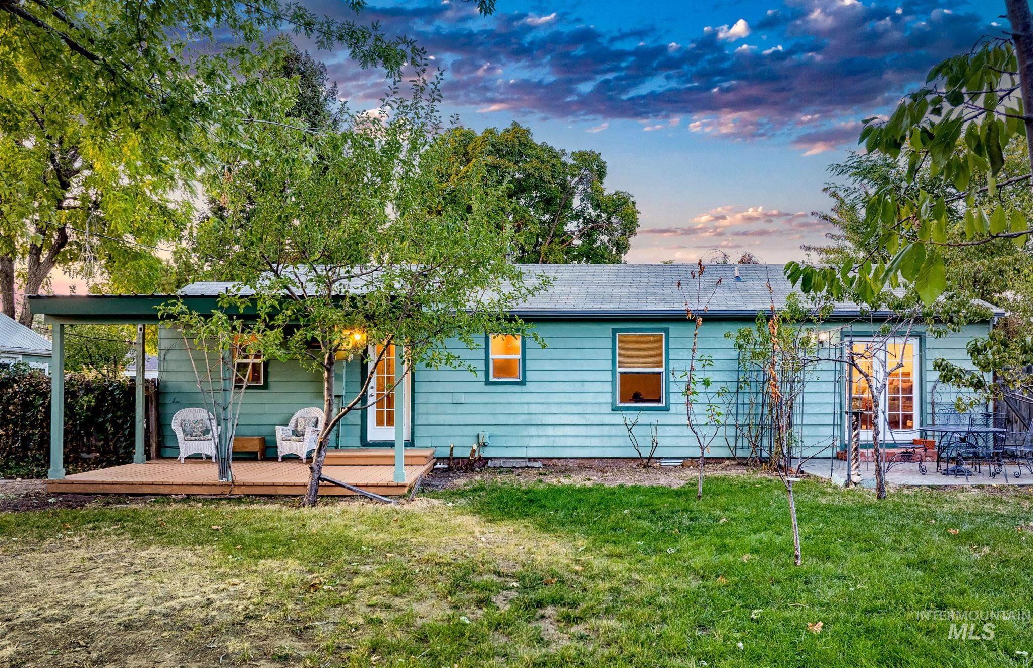 main property photo 30