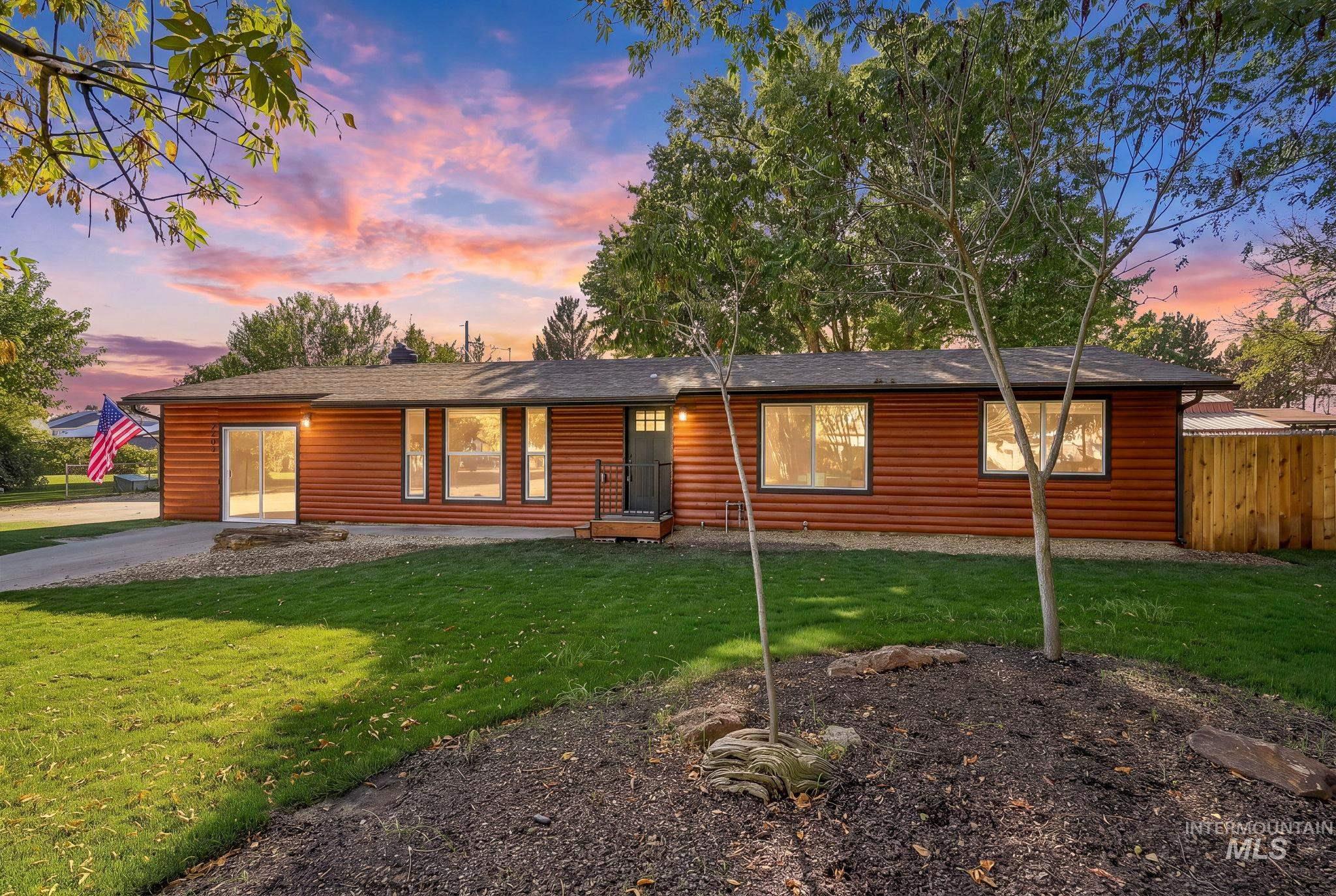main property photo 2