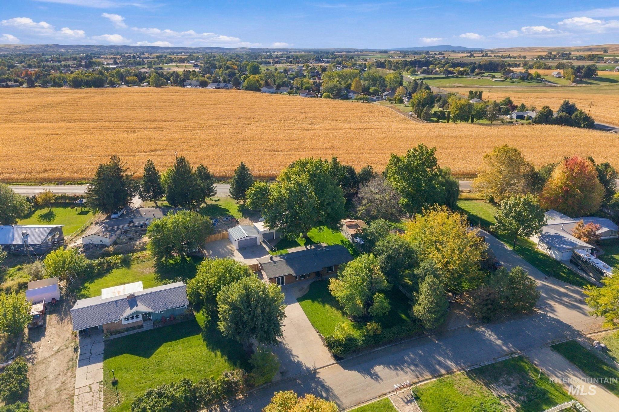 main property photo 4