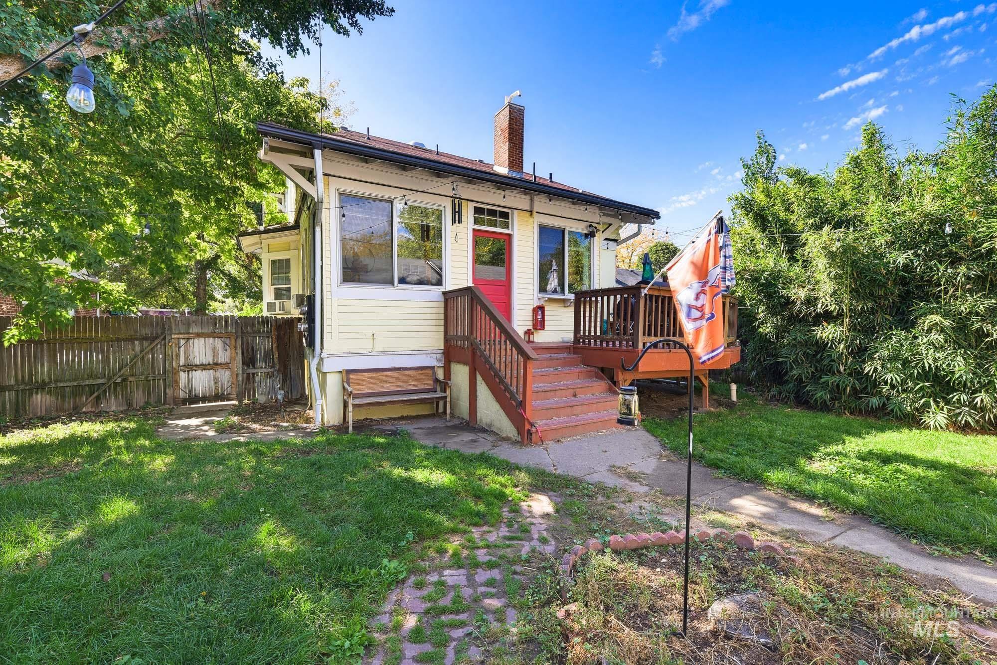 main property photo 23