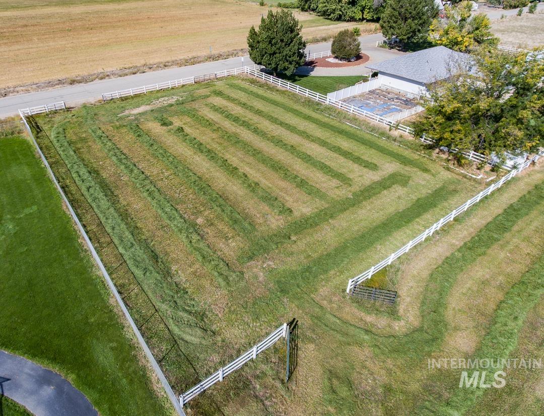 main property photo 49