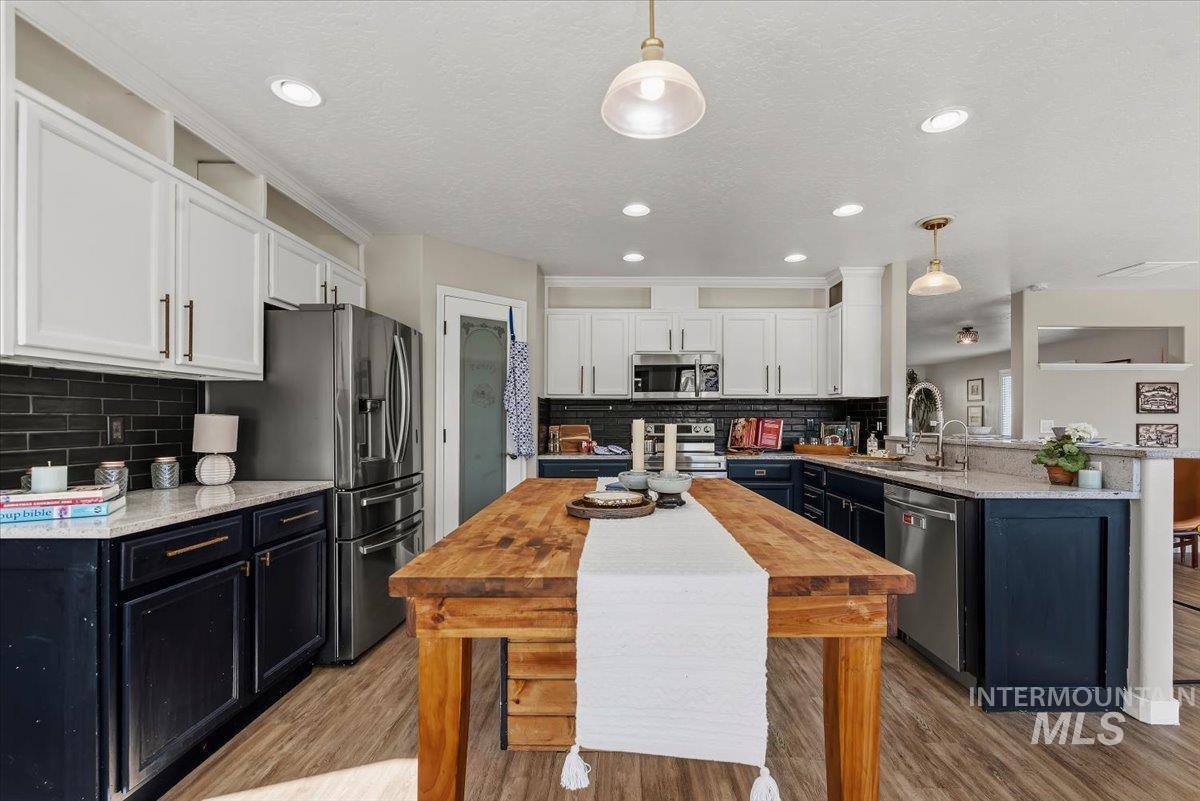 main property photo 15