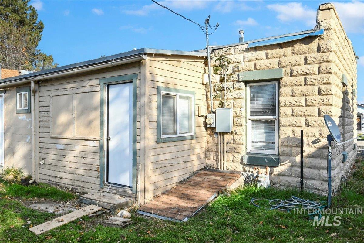main property photo 14