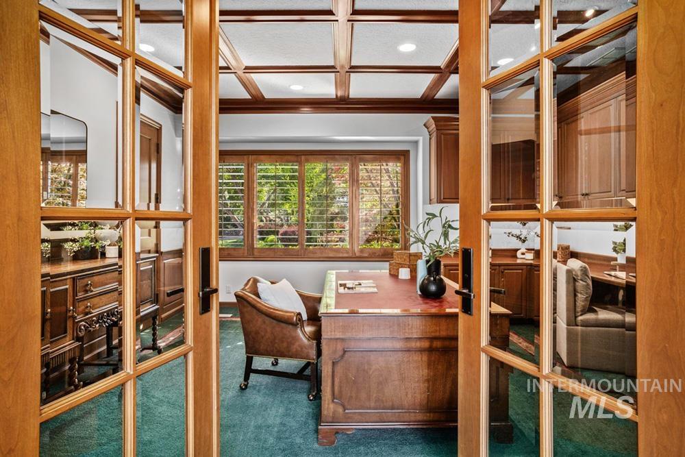 main property photo 24