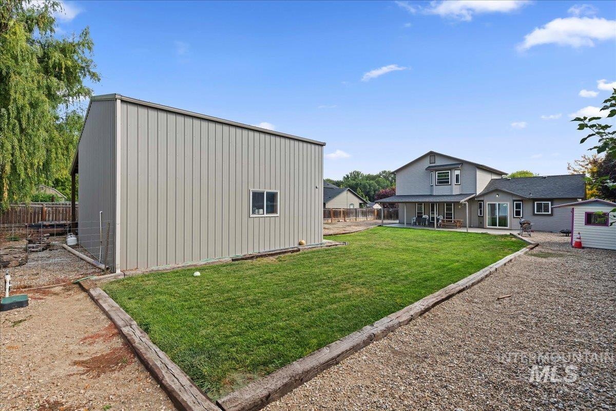 main property photo 21