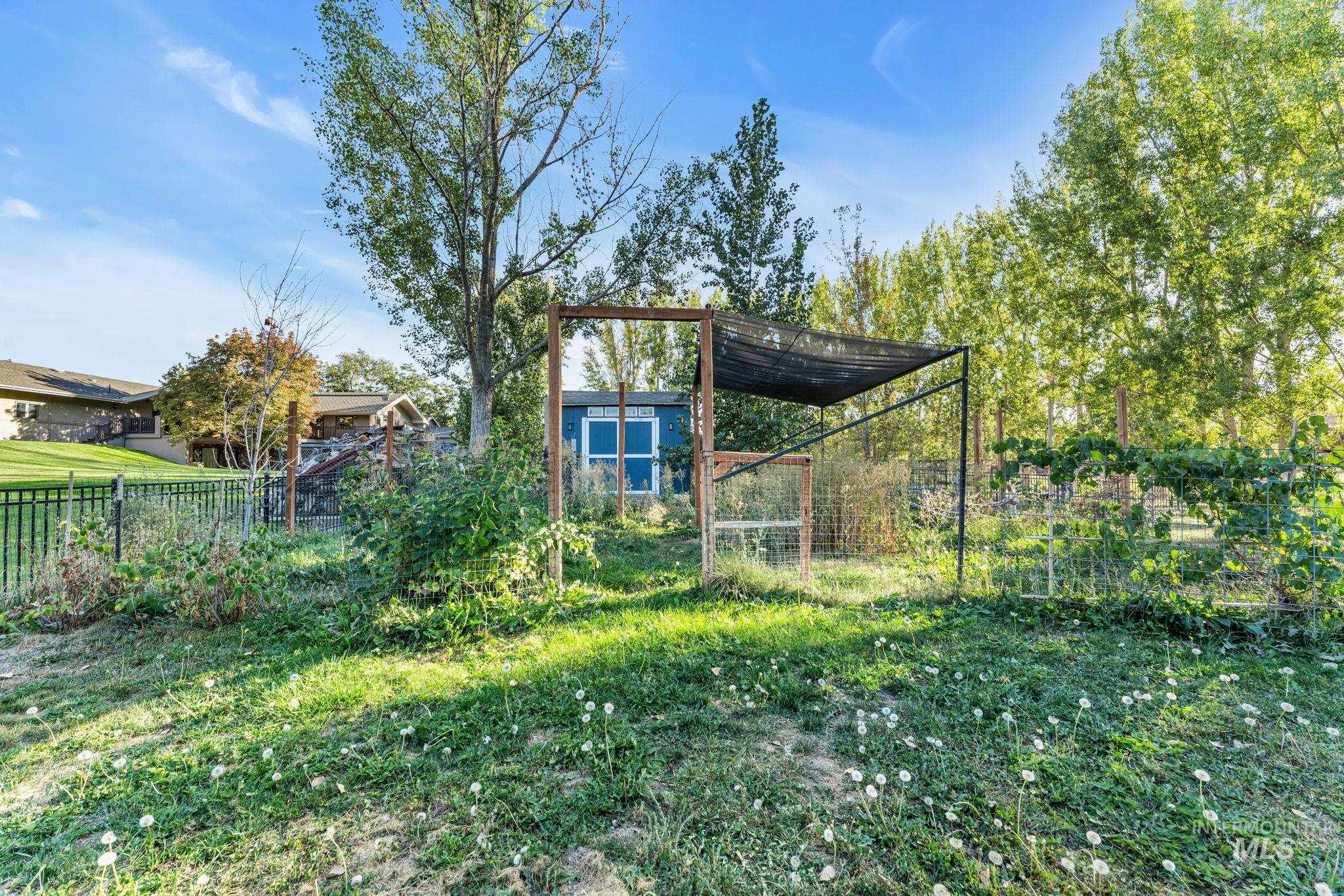 main property photo 47