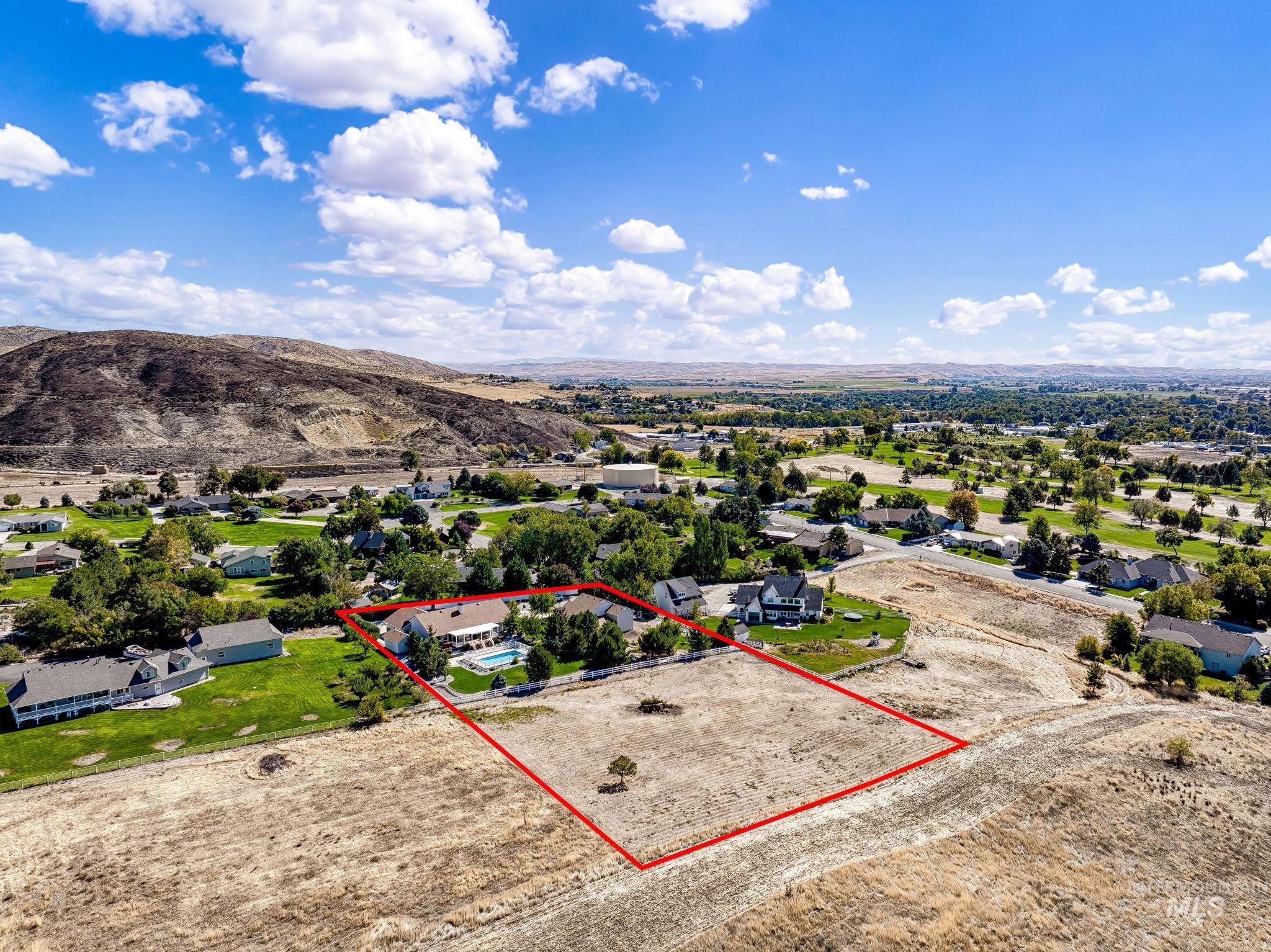main property photo 45