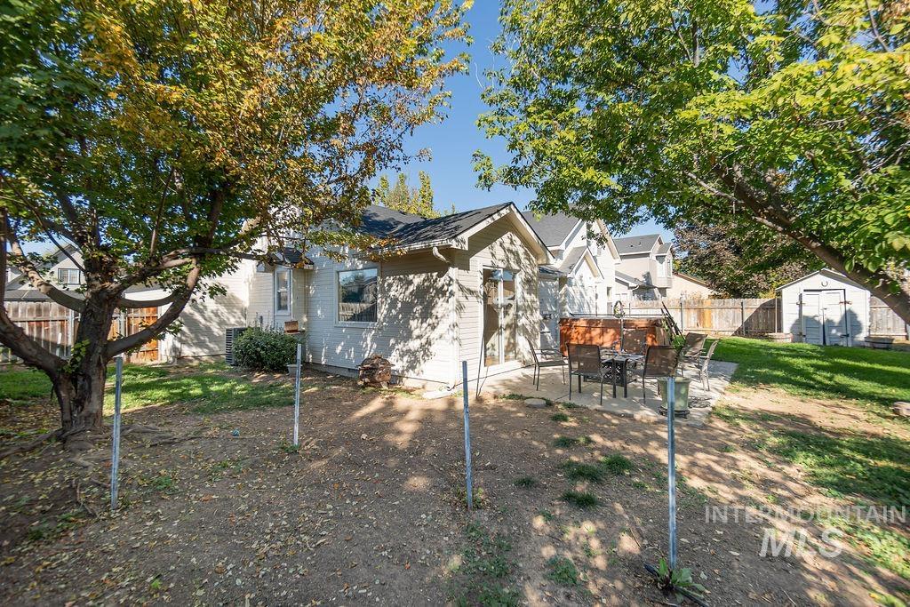 main property photo 24