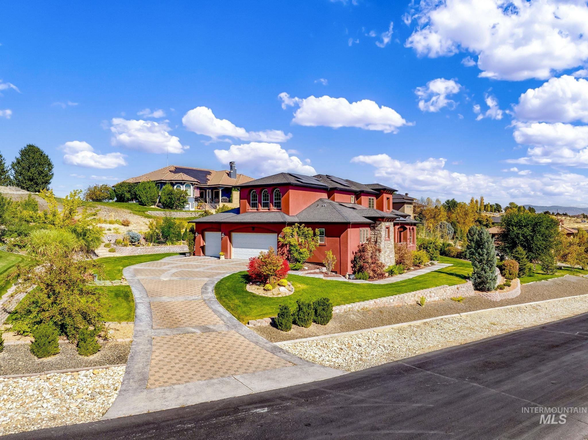 main property photo 40