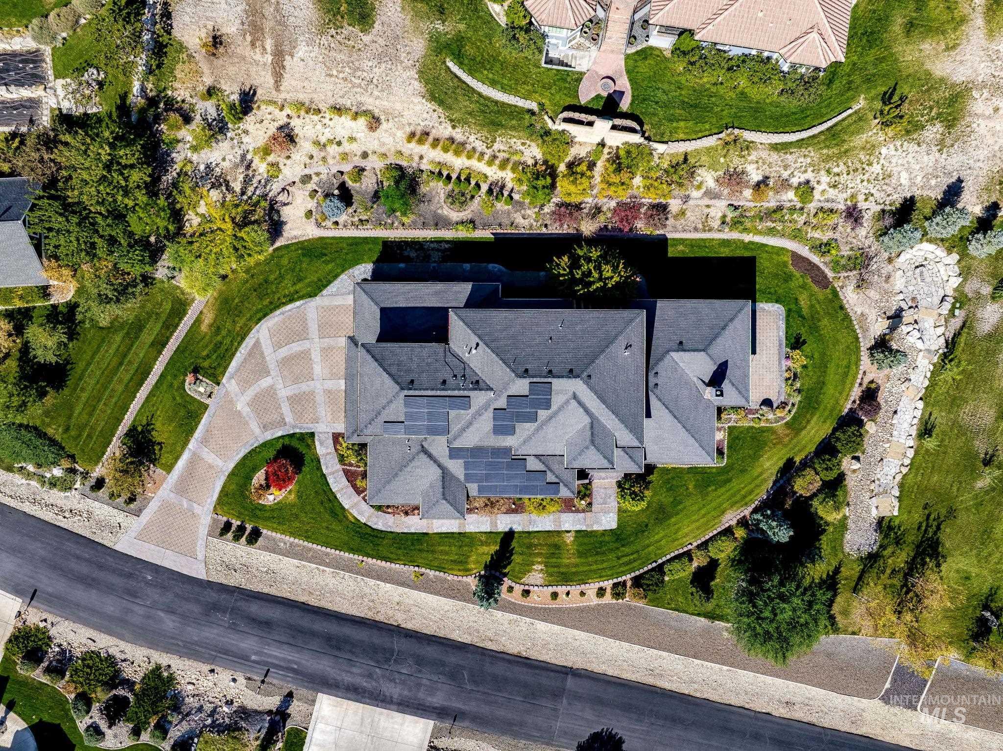 main property photo 47