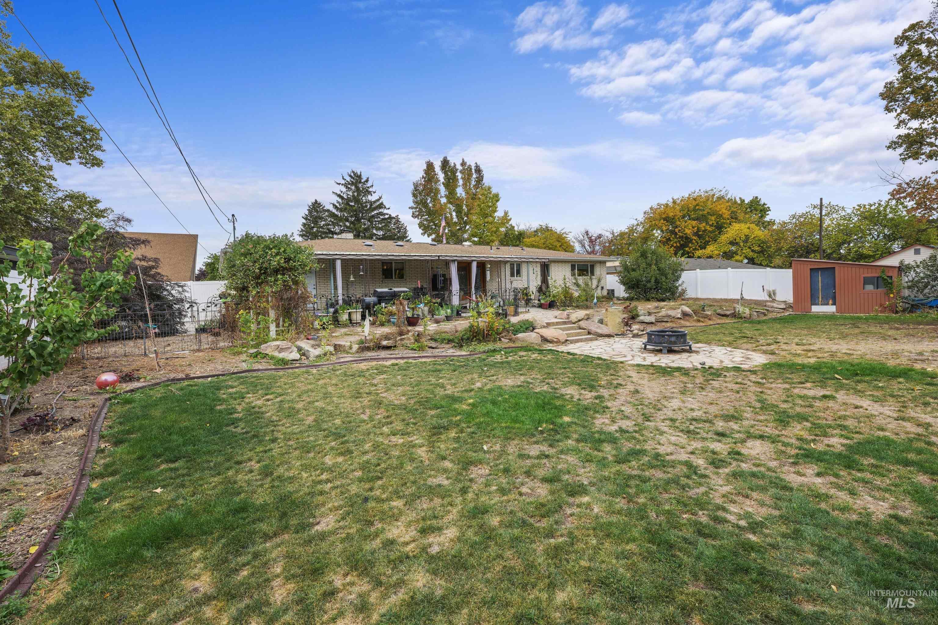 main property photo 41