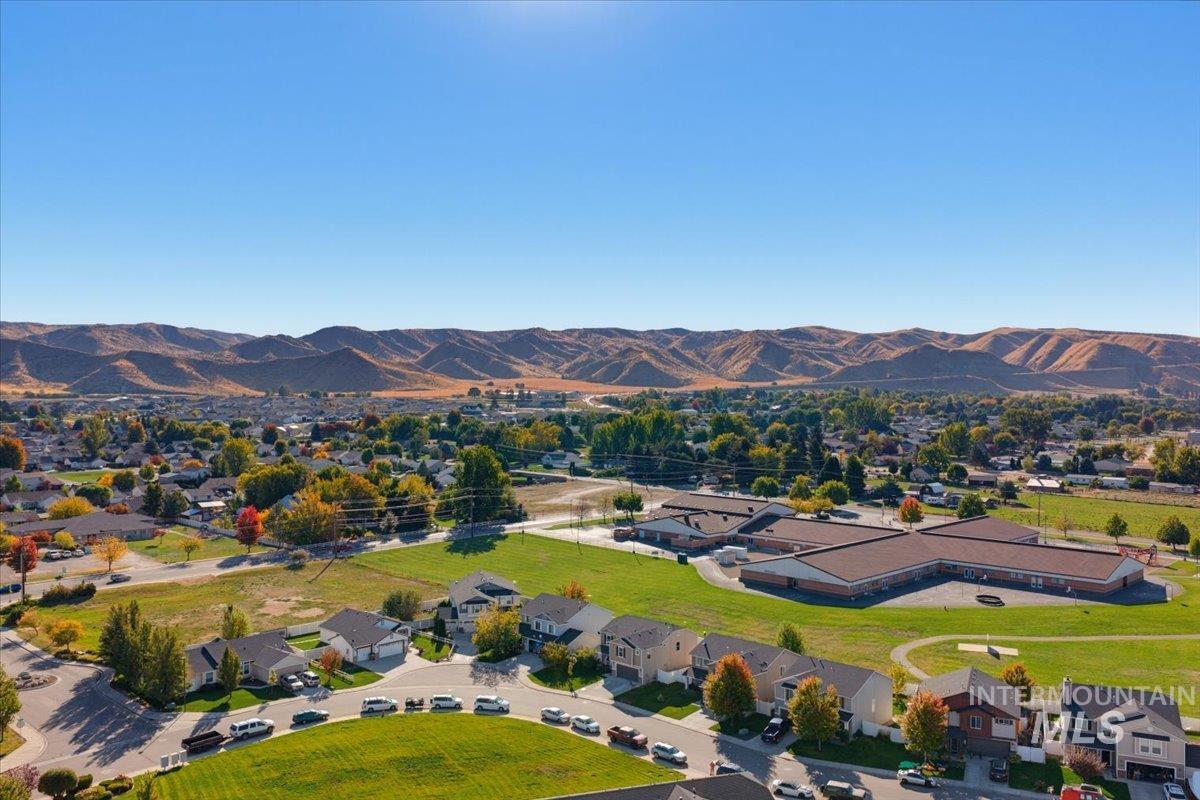 main property photo 41