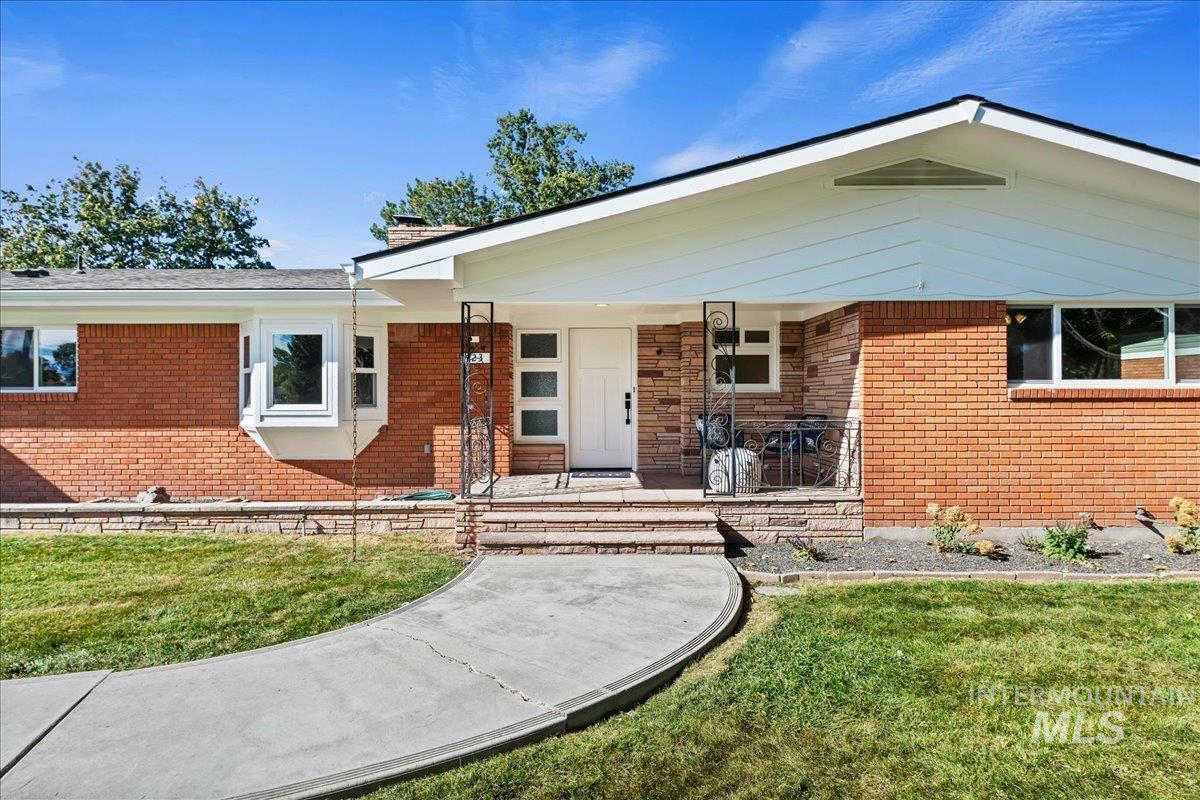 main property photo 1
