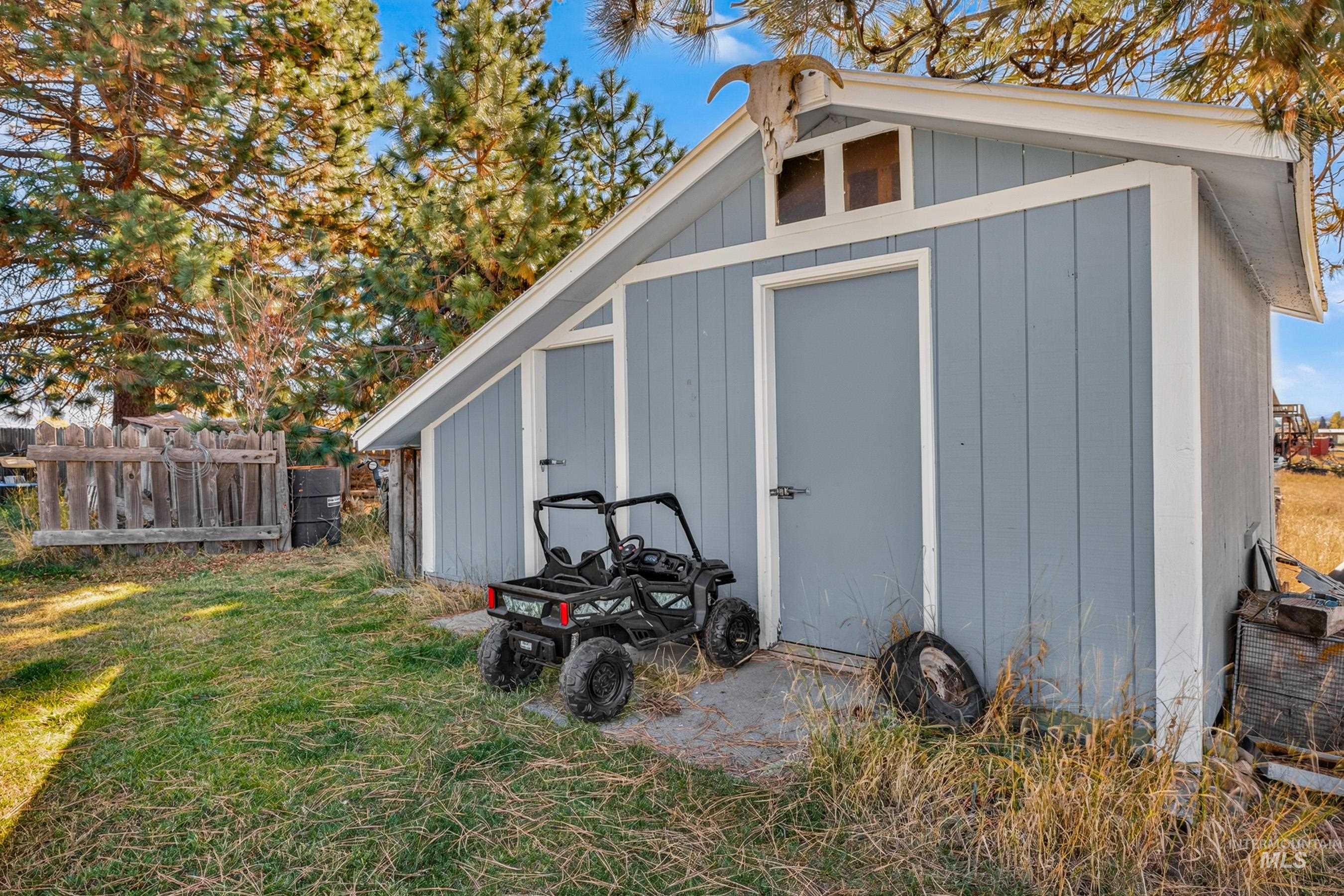 main property photo 22