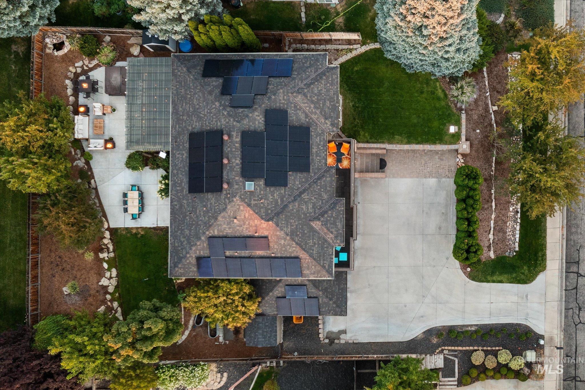 main property photo 5