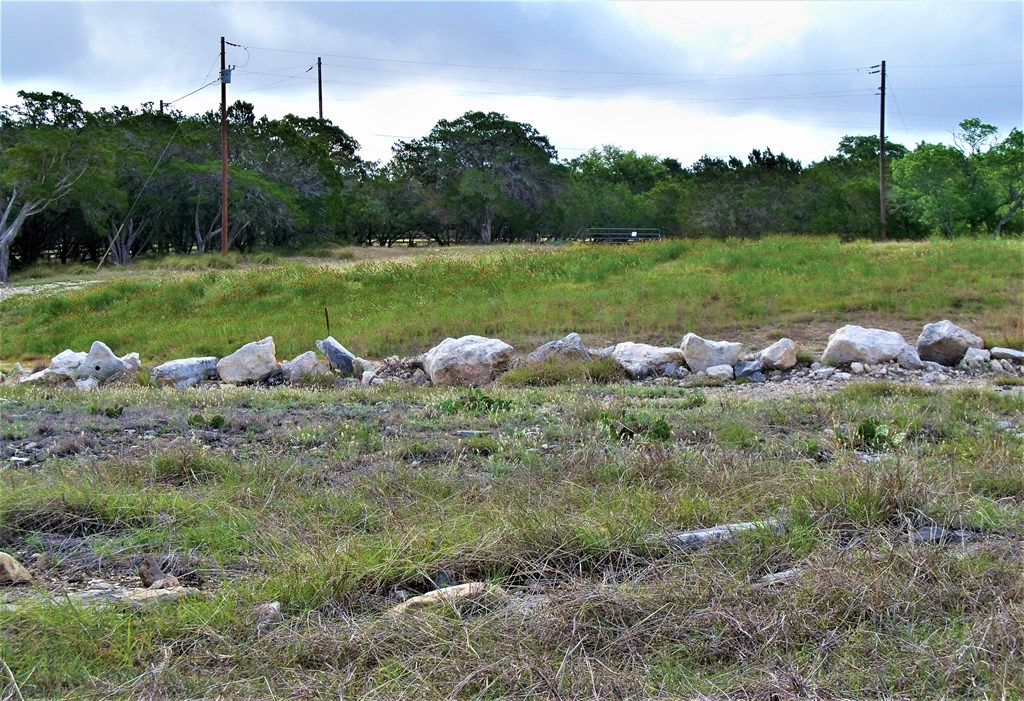 main property photo 10