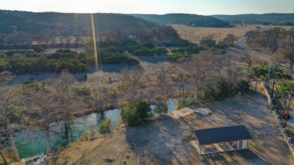 main property photo 28