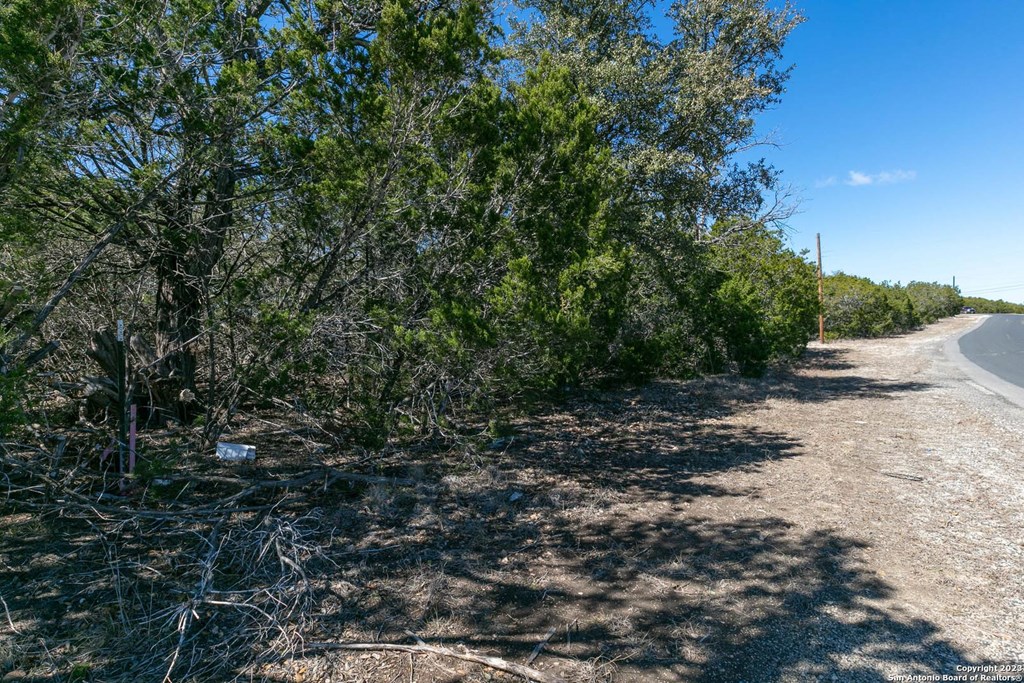 main property photo 6