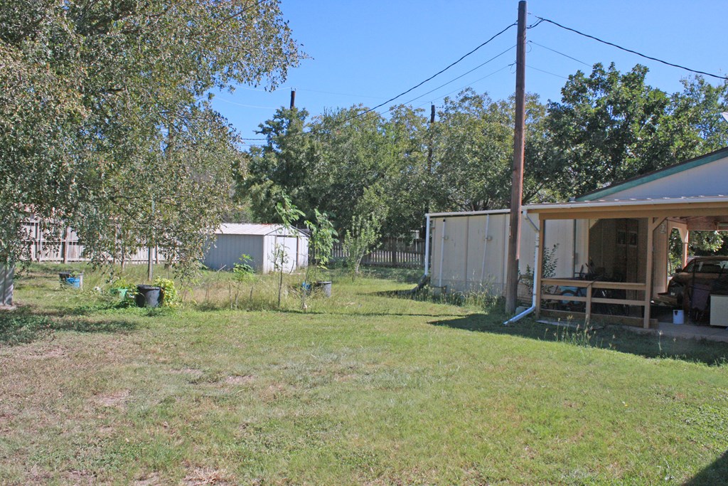 main property photo 22