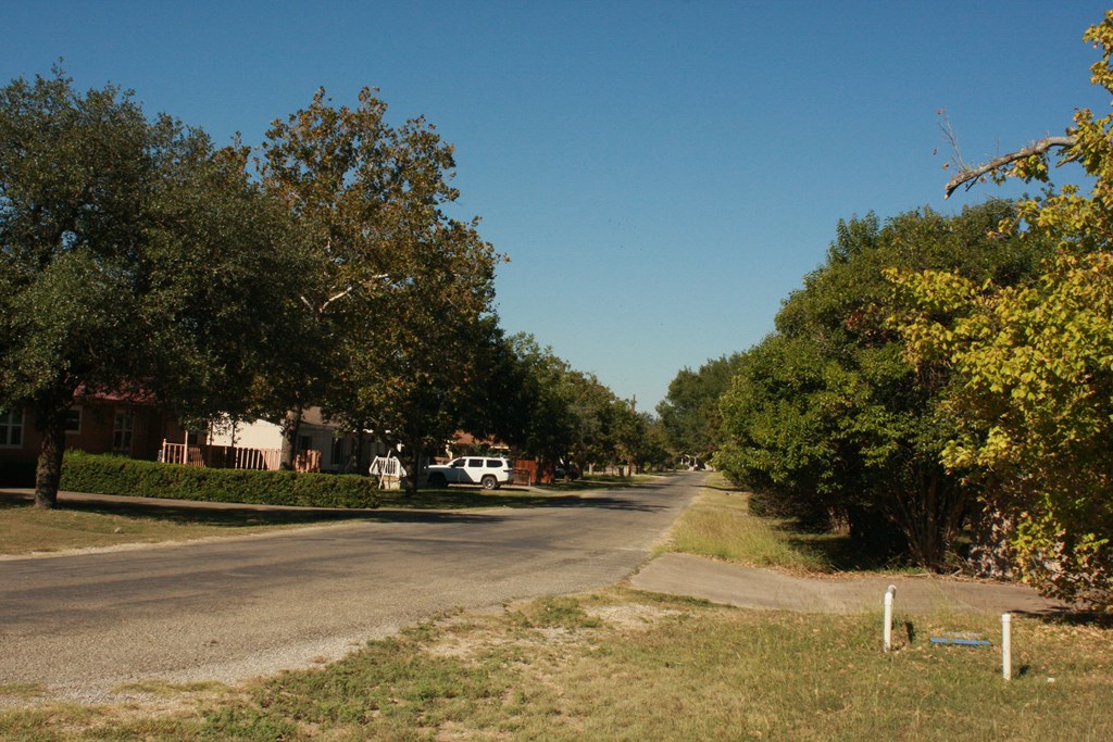 main property photo 26
